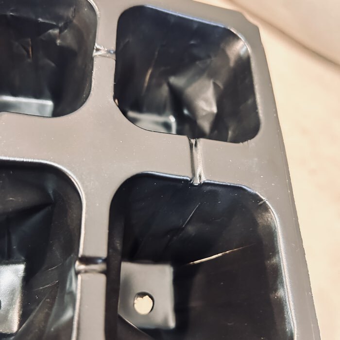 Фотография покупателя товара Кассета для рассады, 21 ячейка по 150 мл, пластик, чёрная, 54×28×7 см, Greengo - Фото 12