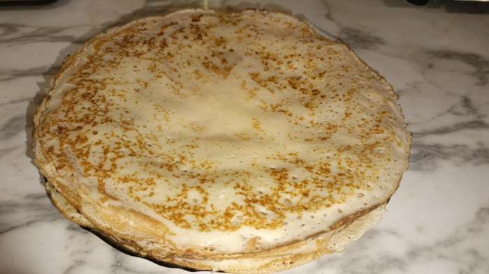 Фотография покупателя товара Сковорода блинная «Круг», d=18 см, индукция, чугун, чёрная - Фото 3