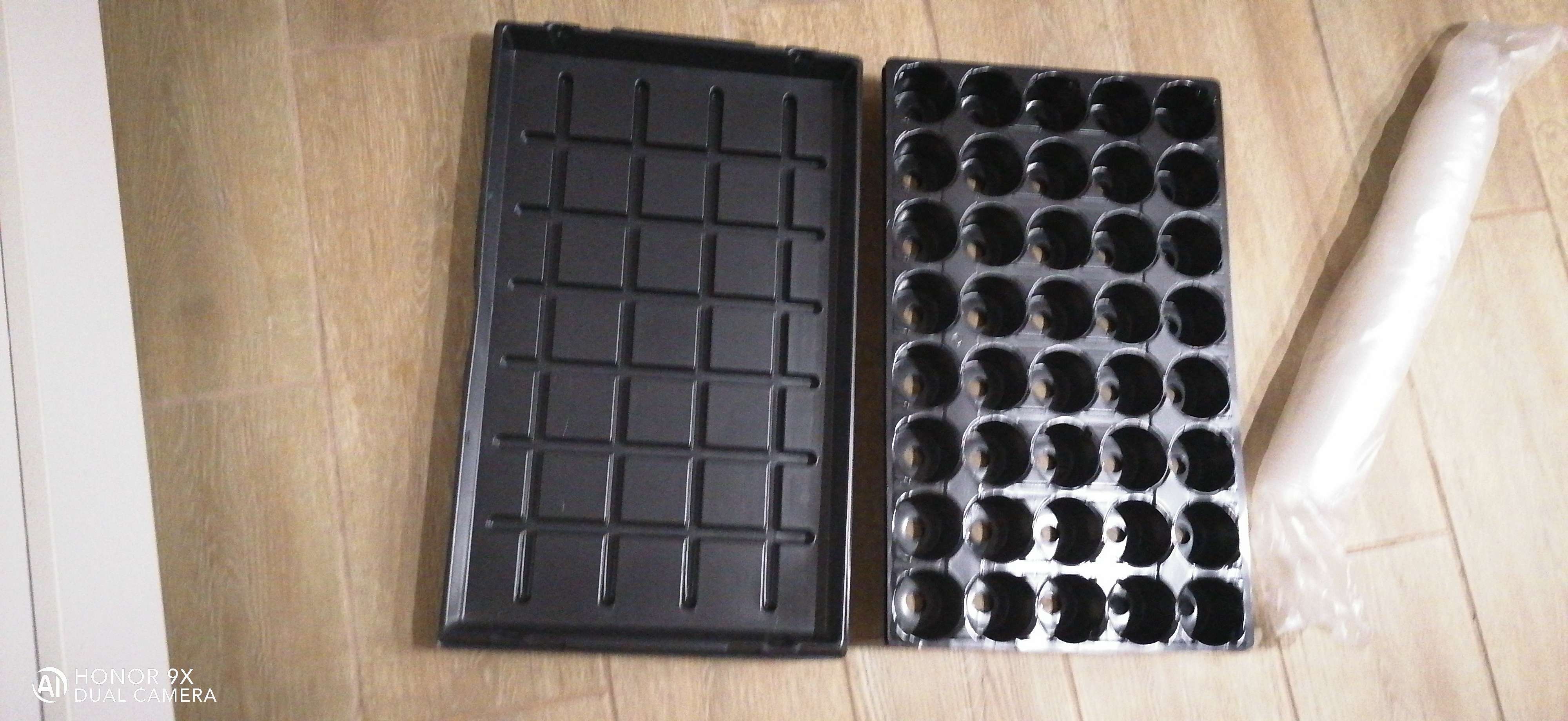 Фотография покупателя товара Поддон для рассады, 53 × 33 × 4.7 см, пластик, чёрный, Greengo - Фото 3