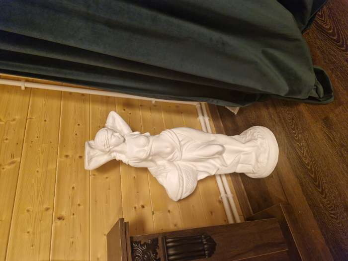 Фотография покупателя товара Фигура с кашпо «Гречанка», 40×30×88 см, 900 мл, гипс, белая - Фото 1