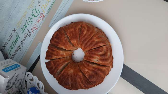 Фотография покупателя товара Форма для выпечки Доляна «Немецкий кекс. Торжество», силикон, d=25 см, цвет МИКС - Фото 6