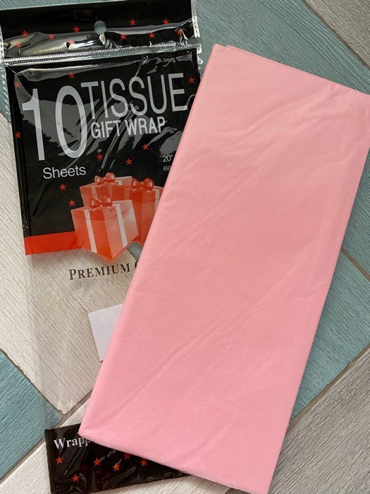 Фотография покупателя товара Бумага упаковочная тишью, розовая, 50 х 66 см - Фото 1