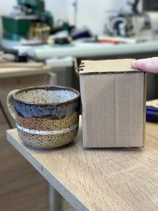 Фотография покупателя товара Коробка под кружку, для упаковки и хранения, бурая, 10×8×10 см - Фото 9