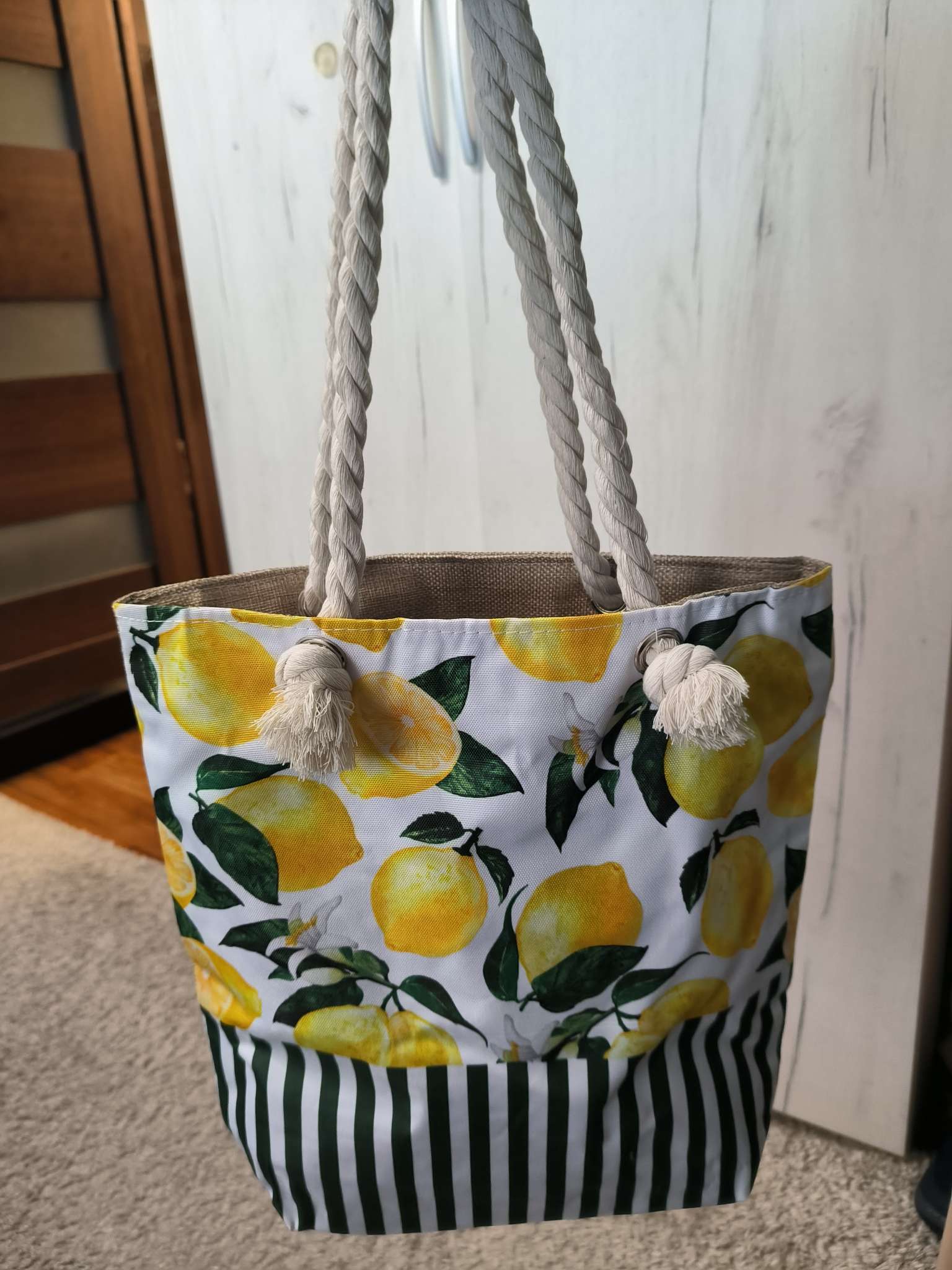 Фотография покупателя товара Сумка женская пляжная на молнии «Лимонное настроение», белая - Фото 2