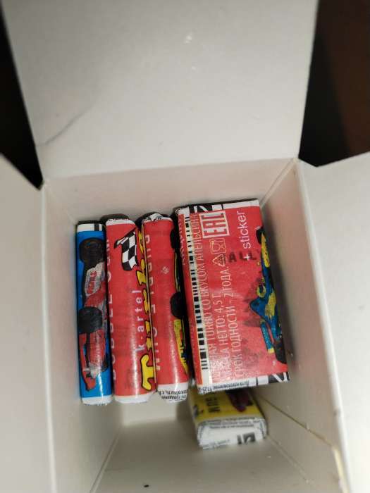 Фотография покупателя товара Жевательная резинка Турбо спорт гонки, со вкусом дыни, арбуза, яблока, персика, 20 шт. по 4.5 г - Фото 3