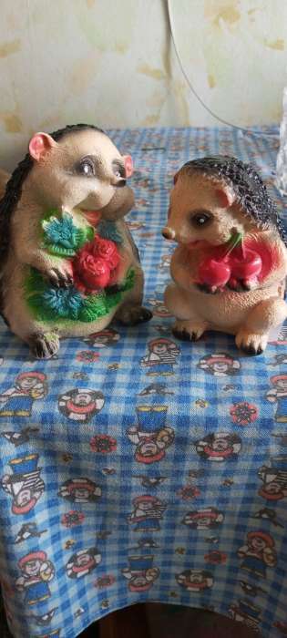 Фотография покупателя товара Садовая фигура из гипса «Ёжик с вишней», 9×11×13.5 см - Фото 2