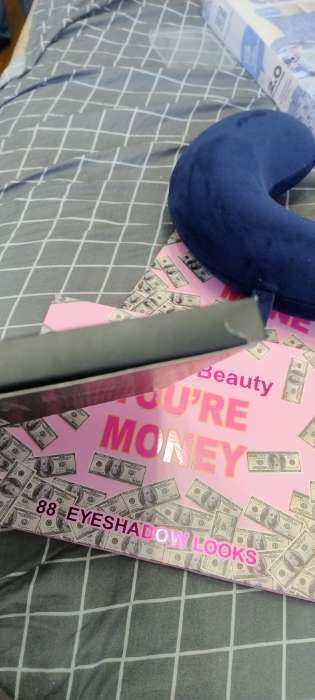 Фотография покупателя товара Палетка теней с блёстками, 35 цветов - Фото 4