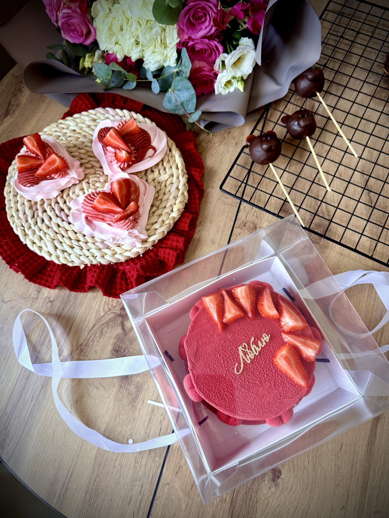 Фотография покупателя товара Коробка под бенто-торт, с прозрачной крышкой, белый, 14×14×8 см - Фото 1