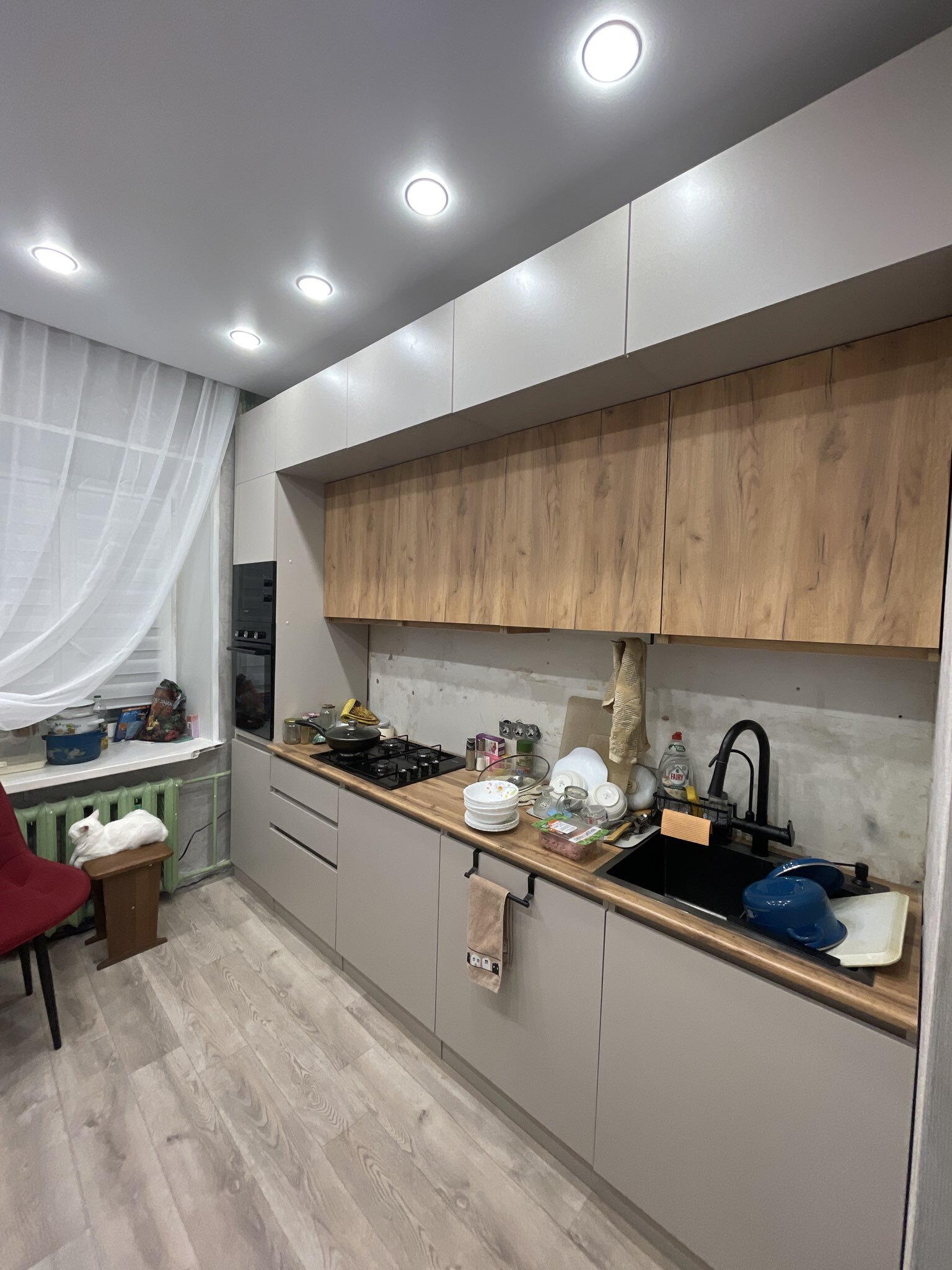 Фотография покупателя товара УЦЕНКА Кухонный гарнитур в потолок 2400 Виктория, Кашемир/Дуб крафт - Фото 127