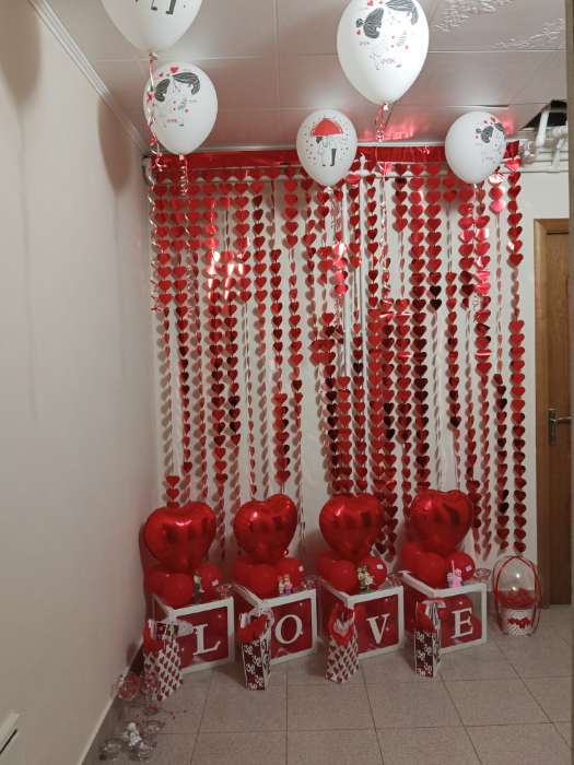 Фотография покупателя товара Фигурка полистоун «Малыши на прогулке - первый поцелуй», 9.5×4.5×12.5 см - Фото 1