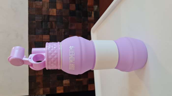 Фотография покупателя товара Силиконовая бутылка для воды «Лови момент», 700 мл - Фото 12