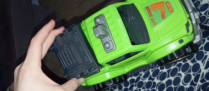 Фотография покупателя товара Автомобиль-каталка «Легионер», с ручкой, цвет зелёный - Фото 1