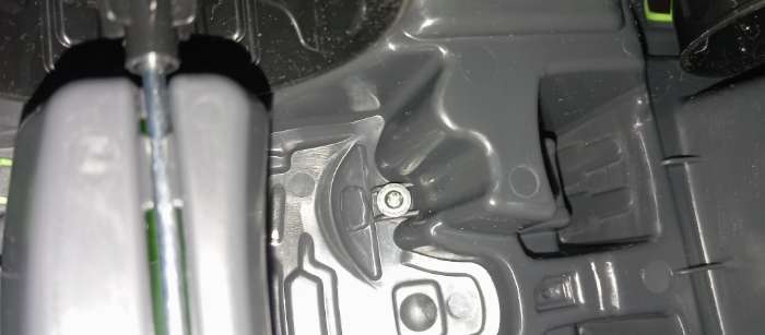 Фотография покупателя товара Автомобиль-каталка «Легионер», с ручкой, цвет зелёный - Фото 3