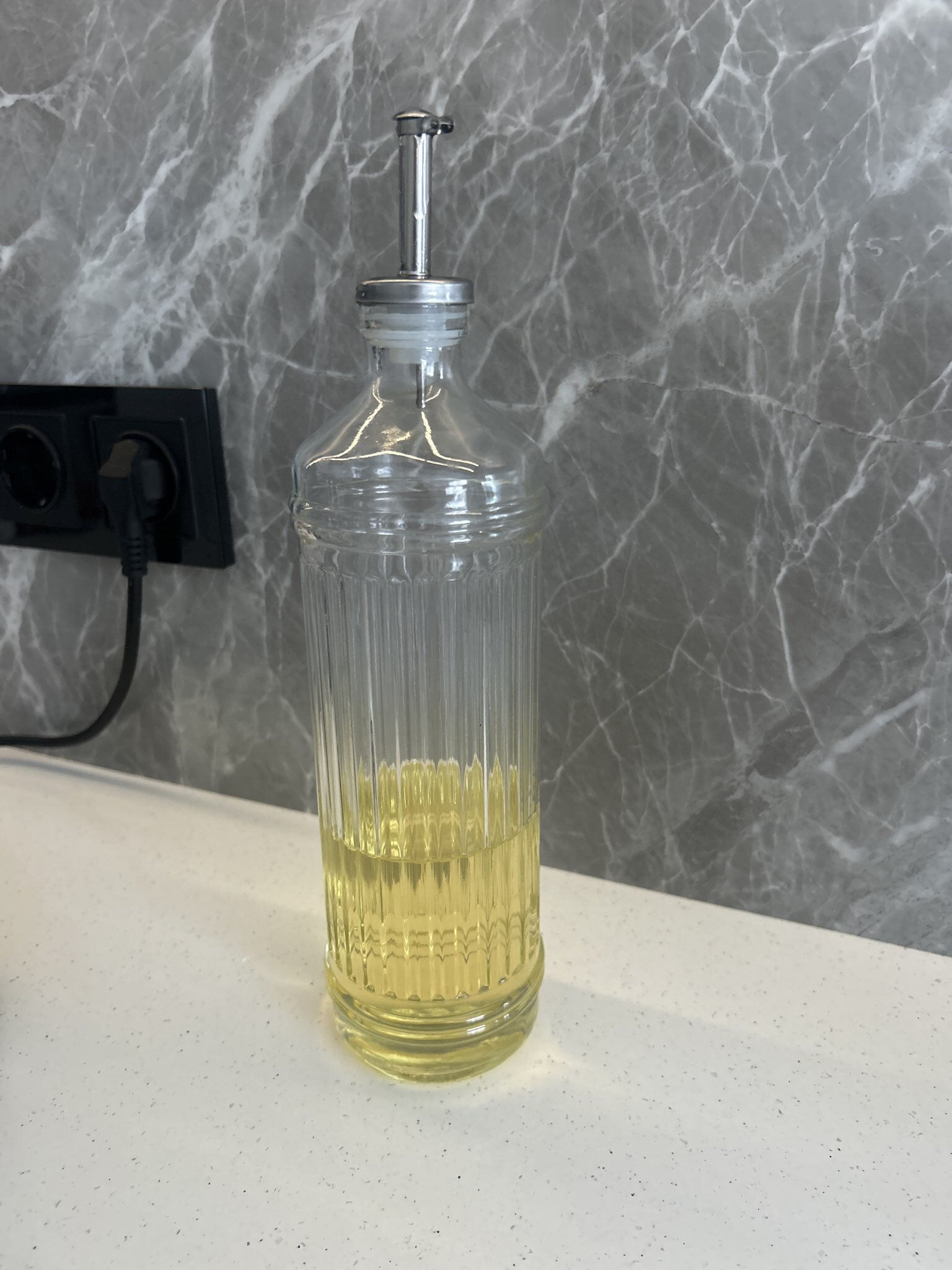 Фотография покупателя товара Бутылка для соусов и масла SL Home «Велюте», 750 мл, 29×7.5 см, стекло, прозрачная - Фото 1