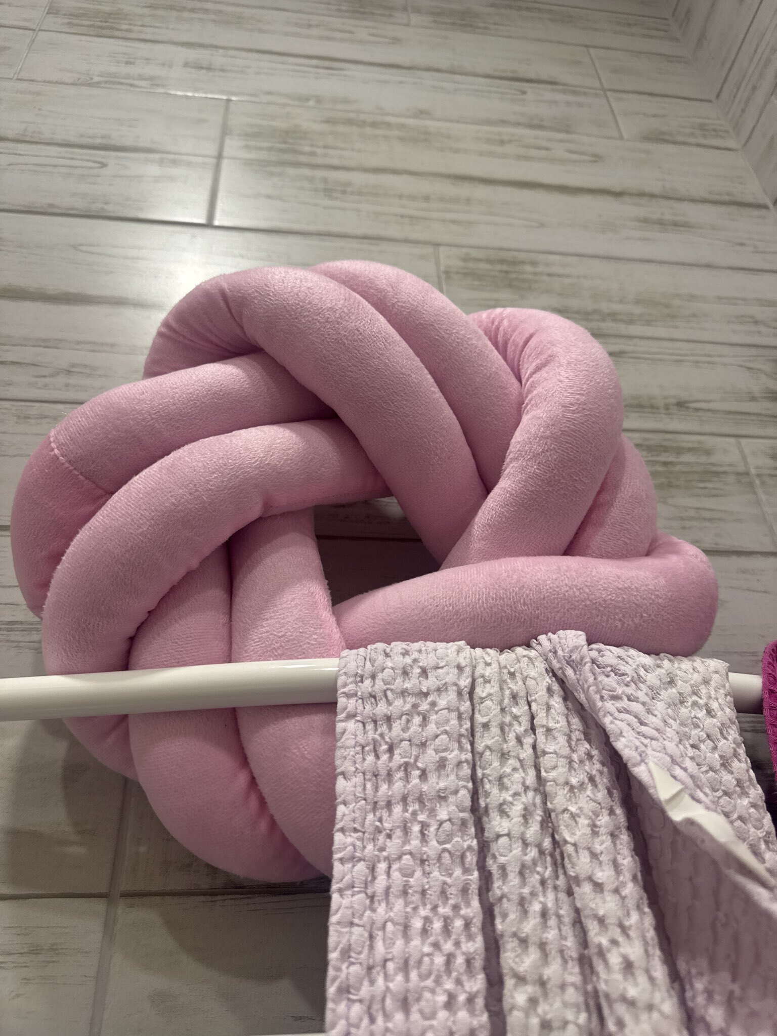 Фотография покупателя товара Подушка-узел «Этель», d=33 см, цвет синий, велюр - Фото 1