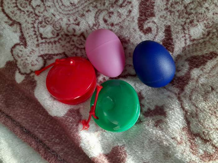 Фотография покупателя товара Погремушки Крошка Я «Перкуссионные маракасы: яички, кастаньеты», от 3 мес., 4 шт., МИКС - Фото 1