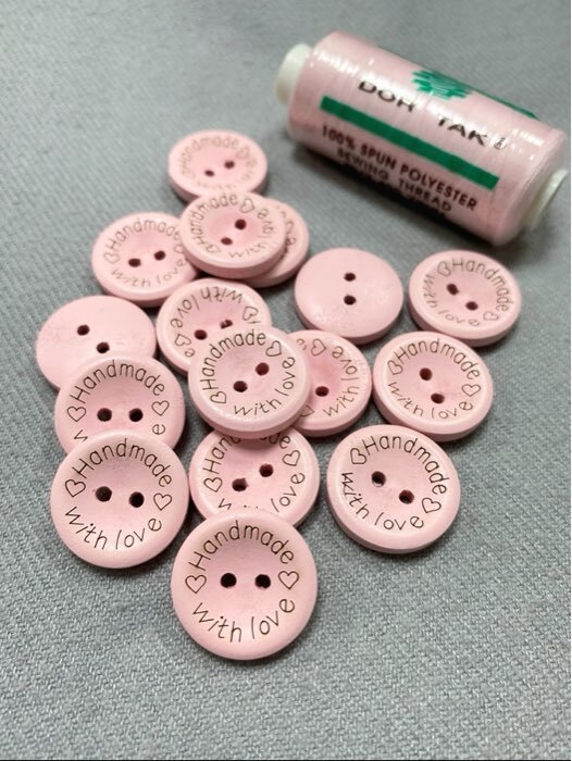 Фотография покупателя товара Набор нашивок из дерева Hand made with love, 2×2 см, 10 шт., голубой - Фото 1