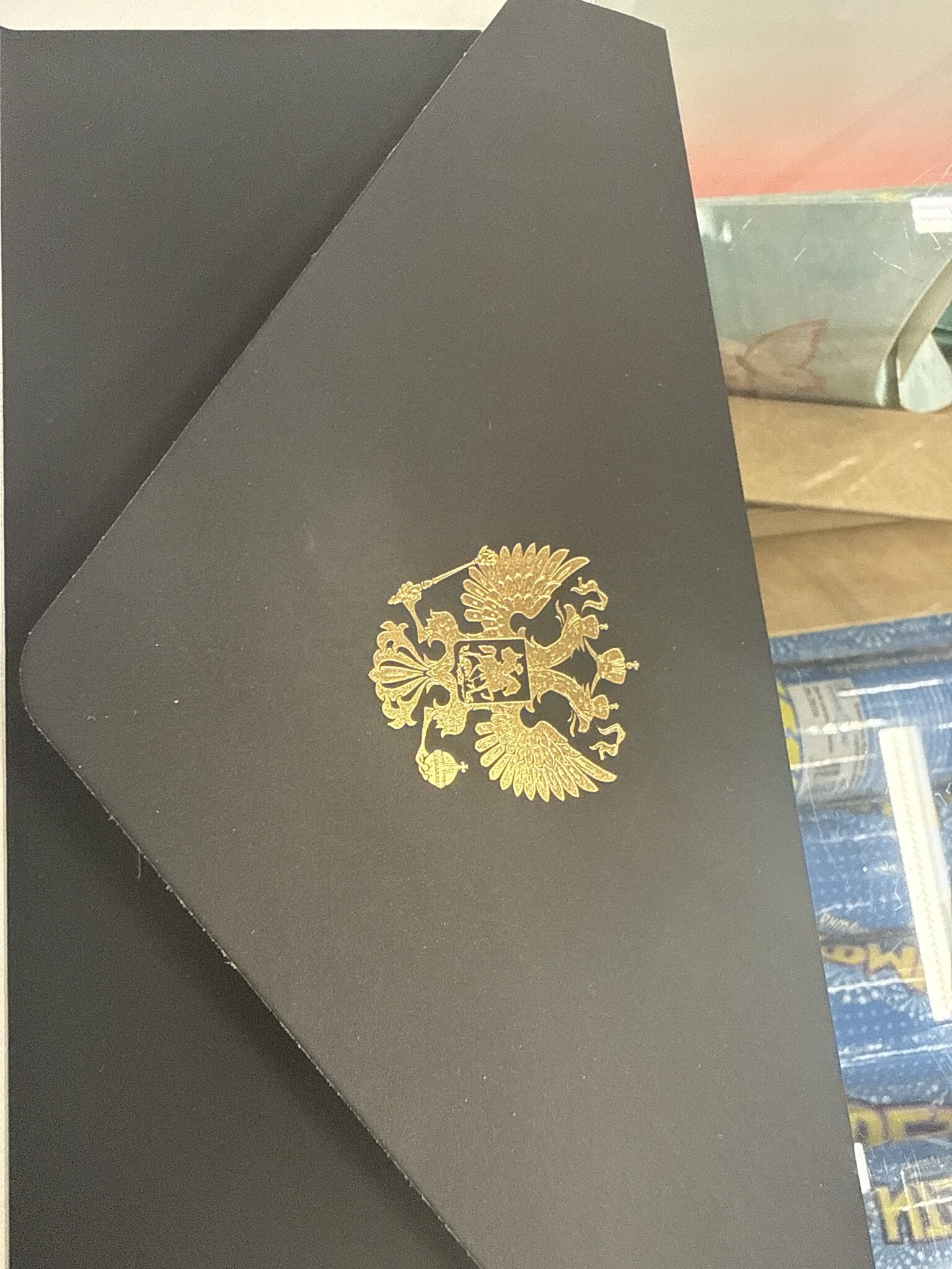 Фотография покупателя товара Конверт подарочный «Герб», софт тач, тиснение, 19×9 см - Фото 20