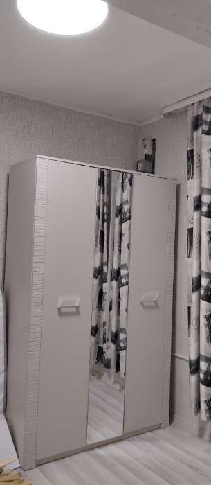 Фотография покупателя товара Шкаф прямой трёхстворчатый «Калипсо», с зеркалом, 1301×520×2100 мм, цвет меланж - Фото 2