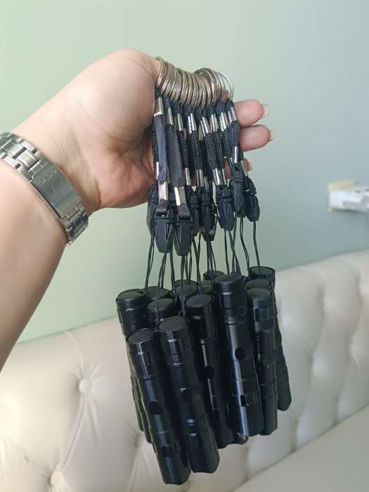 Фотография покупателя товара Фонарь ручной «Мастер К», от батареек АА, 9.5×2 см - Фото 1