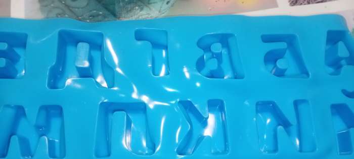 Фотография покупателя товара Форма для шоколада Доляна «Буквы. Алфавит русский», силикон, 36.6×26.6 см, 33 ячейки (3.5×3 см), МИКС - Фото 100