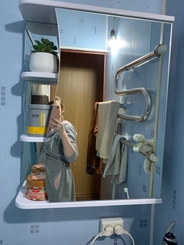 Фотография покупателя товара Зеркало-шкаф для ванной комнаты "Тура 5501", с тремя полками, 55 х 15,4 х 70 см - Фото 3