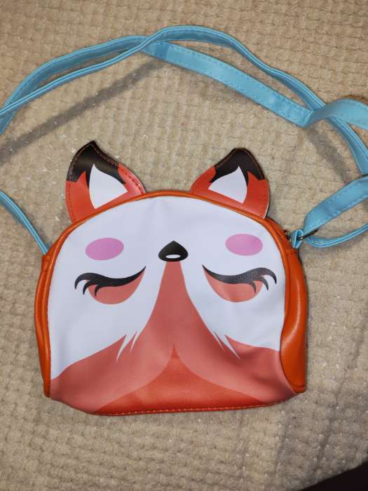 Фотография покупателя товара Сумка детская для девочки «Лисенок», искусственная кожа, с брелоком, 18×15×2 см - Фото 4
