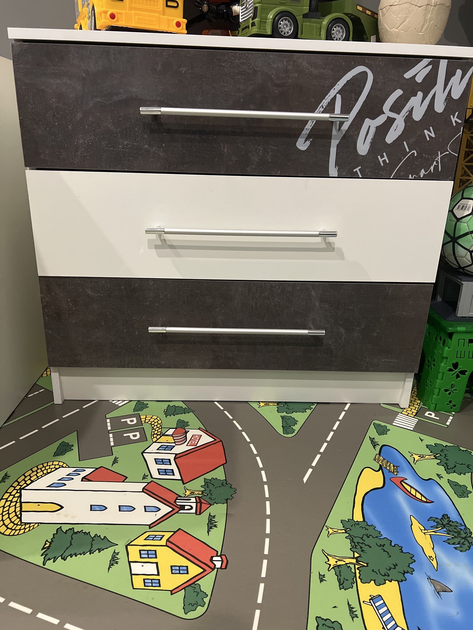 Фотография покупателя товара Комод напольный для вещей «Вега Позитив», 3 ящика, 800×400×726 мм, цвет белый/бетон тёмный - Фото 4