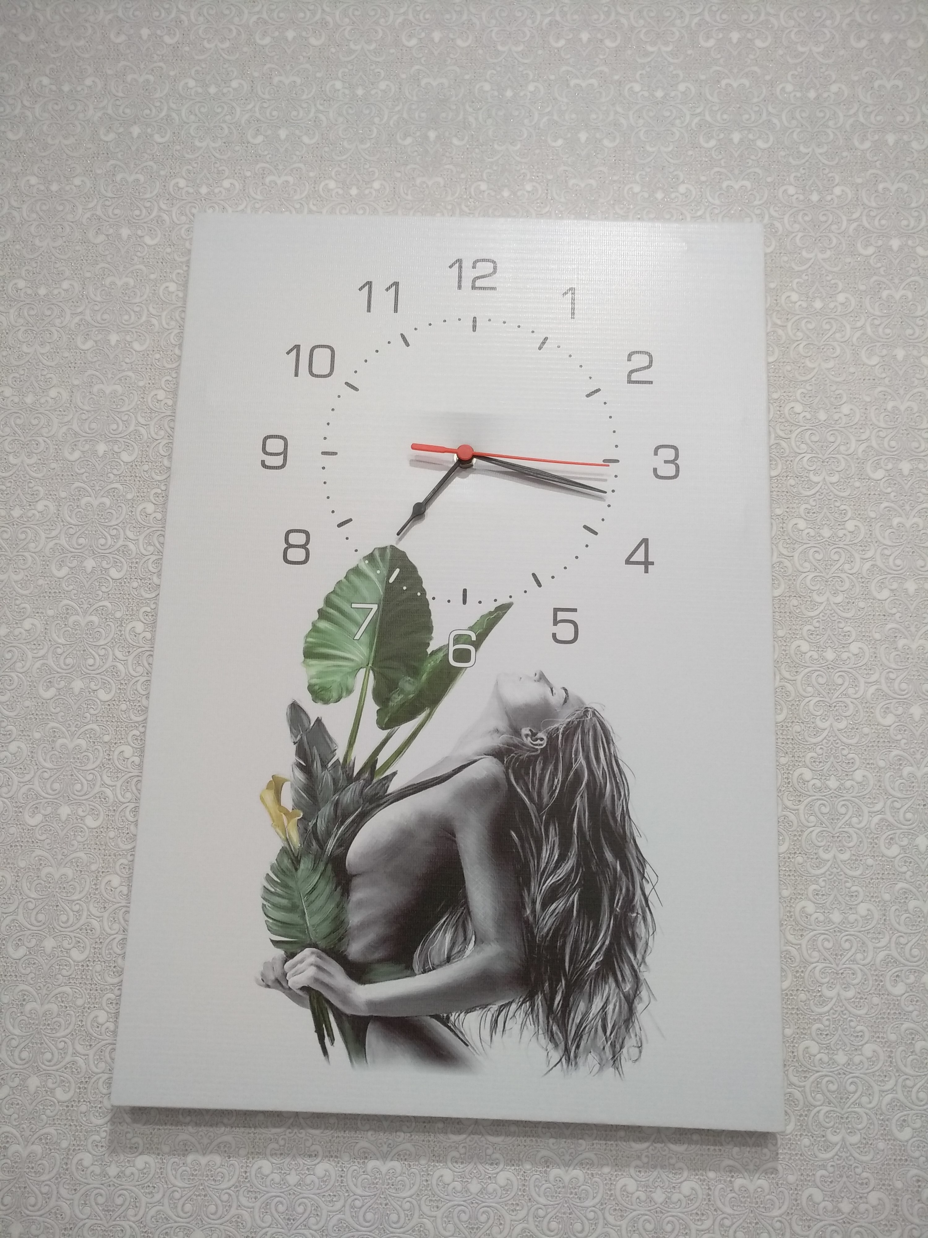 Фотография покупателя товара Часы-картина настенные "Девушка", плавный ход, 40 х 60 см - Фото 1