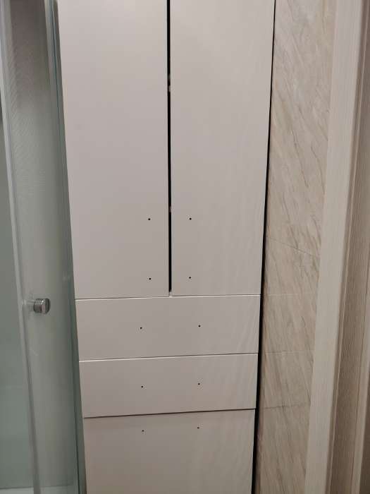 Фотография покупателя товара Шкаф – пенал для ванной комнаты «Пронто», с корзиной для белья, 500×330×1850 мм, белый - Фото 4