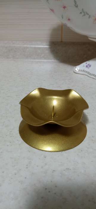 Фотография покупателя товара Металлический подсвечник на 1 свечу «Кувшинка», 7.3×3.5 см, под золото - Фото 1