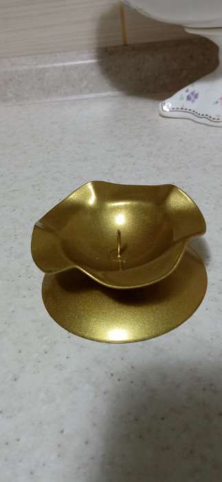 Фотография покупателя товара Металлический подсвечник на 1 свечу «Кувшинка», 7.3×3.5 см, под золото - Фото 2