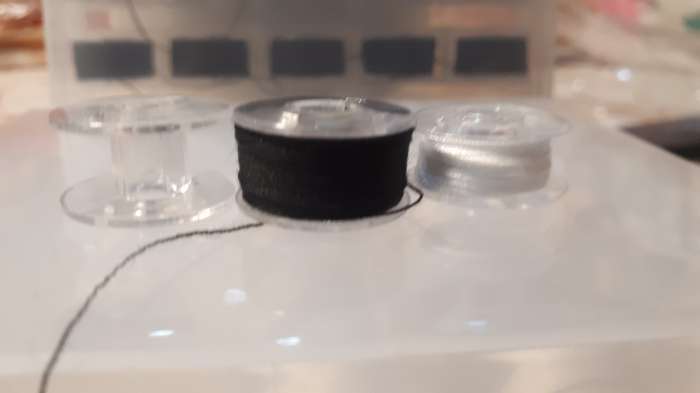 Фотография покупателя товара Набор шпулек с нитками, в органайзере, d = 20 мм, 25 шт, цвет белый