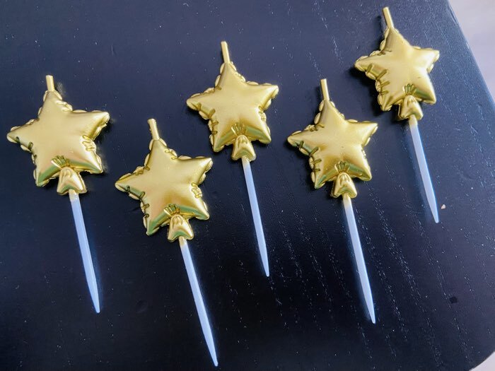 Фотография покупателя товара Свечи для торта 5 шт. «Воздушный шарик. Звезда». серебряные - Фото 1