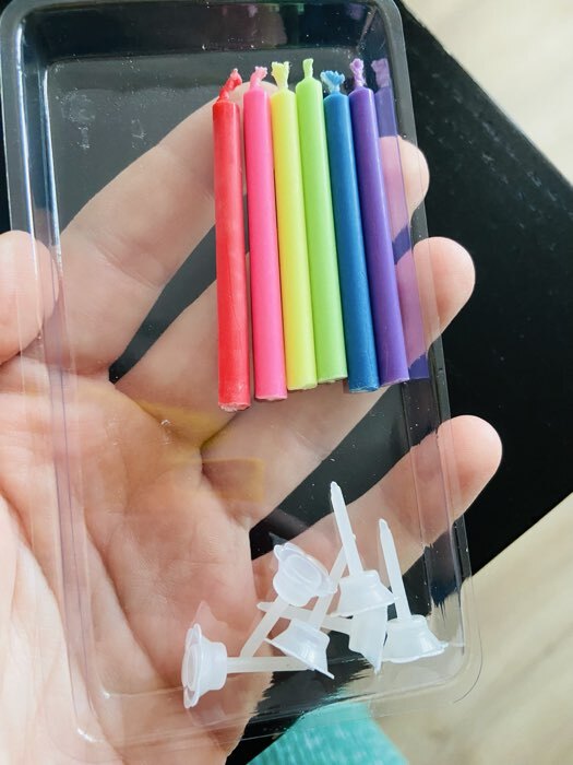 Фотография покупателя товара Свечи для торта 6 штук, с цветным пламенем, Щенячий патруль - Фото 1