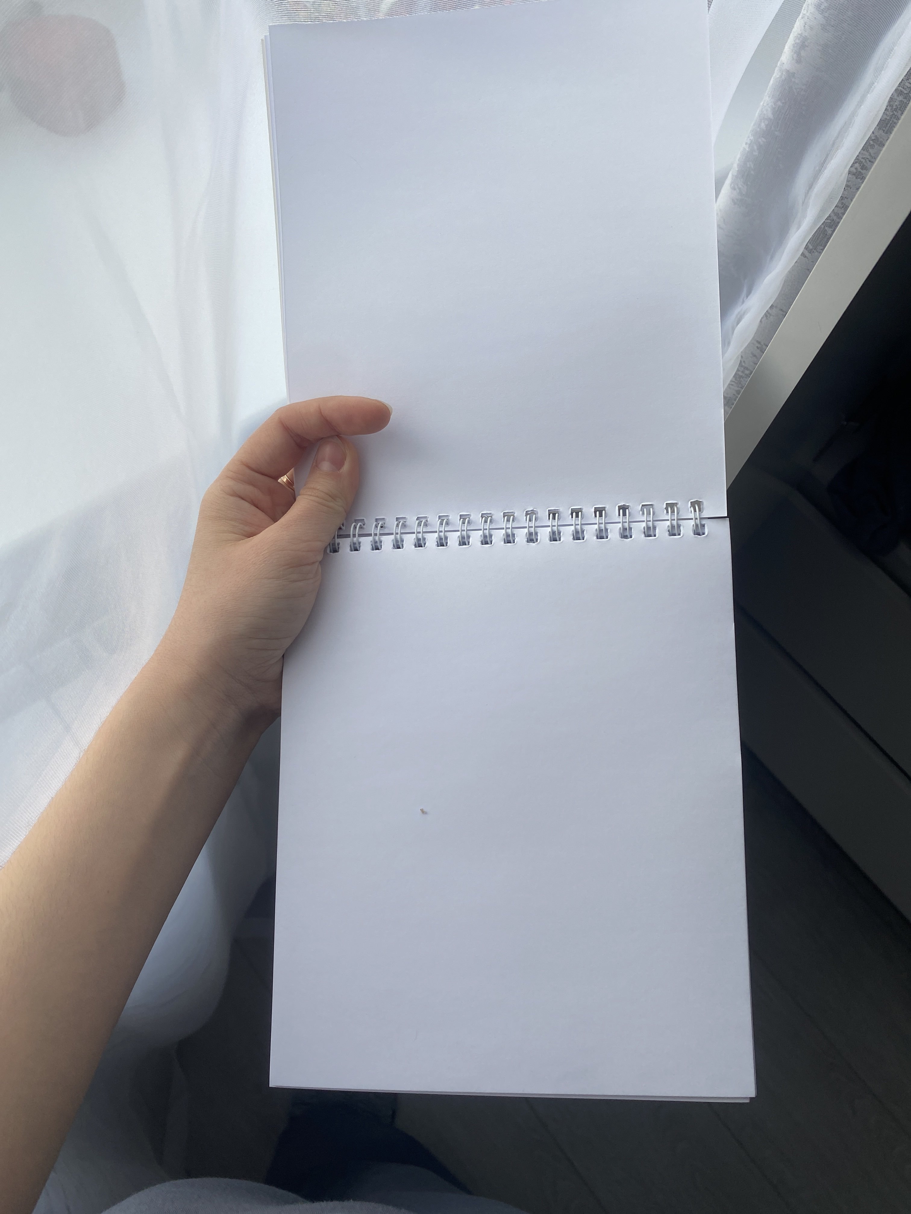Фотография покупателя товара Скетчбук А5, 40 листов на гребне "Гепард", обложка мелованный картон, тиснение фольгой, выборочный УФ-лак, 120 г/м² - Фото 3