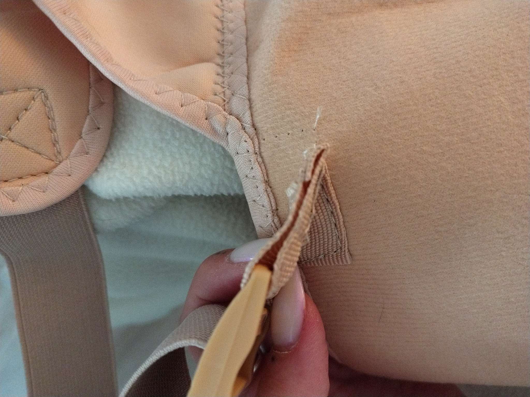 Фотография покупателя товара Массажёр - фиксатор для осанки и поясницы, на фастексах, размер S/M, бежевый - Фото 1