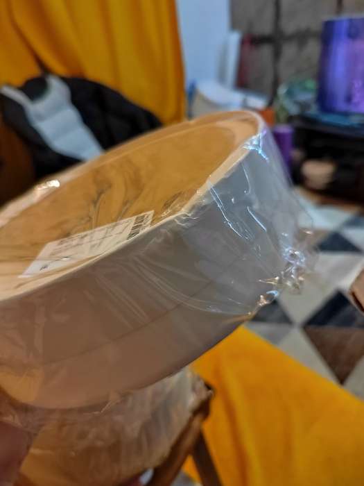 Фотография покупателя товара Коробка подарочная круглая с окном, завальцованная, белая, 20×6 см - Фото 9