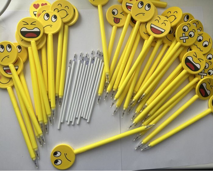 Фотография покупателя товара Ручка-прикол Calligrata «Смайл», синий стержень, гелевая, МИКС - Фото 19