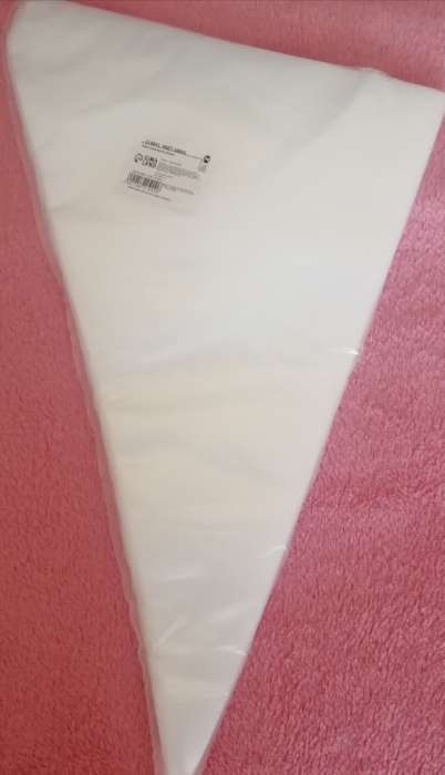 Фотография покупателя товара Кондитерские мешки одноразовые Доляна, 32,5×22,5 см (размер М), 100 шт