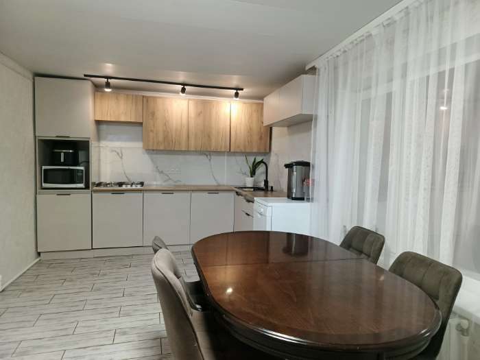 Фотография покупателя товара УЦЕНКА Кухонный гарнитур в потолок 2400 Виктория, Кашемир/Дуб крафт - Фото 3