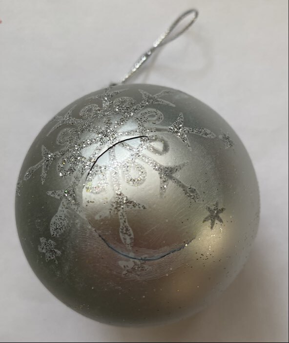 Фотография покупателя товара Ёлочные игрушки «Волшебная ночь», шары новогодние, d=6 см, набор 6 шт., серебро - Фото 1