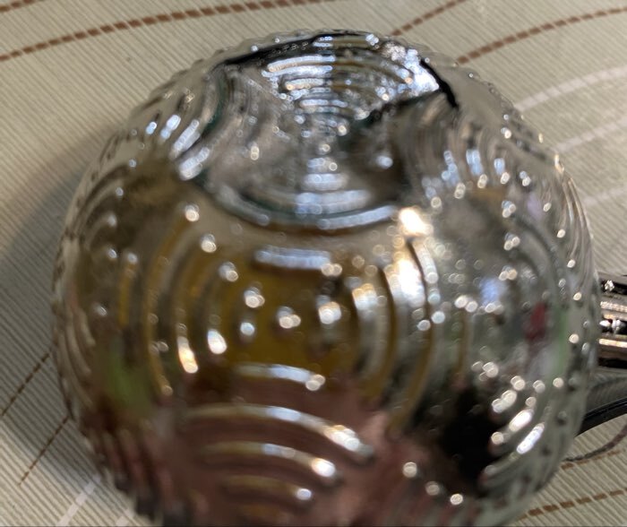 Фотография покупателя товара Ёлочные игрушки «Объёмные бантики», шары новогодние, d=6 см, набор 6 шт., серебро - Фото 7