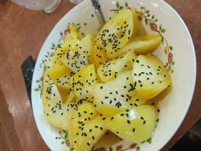 Фотография покупателя товара Семена Томат «Ваше Величество», среднеспелый, индетерминантный, высокорослый, 0.05 г, «Семена Алтая» - Фото 1