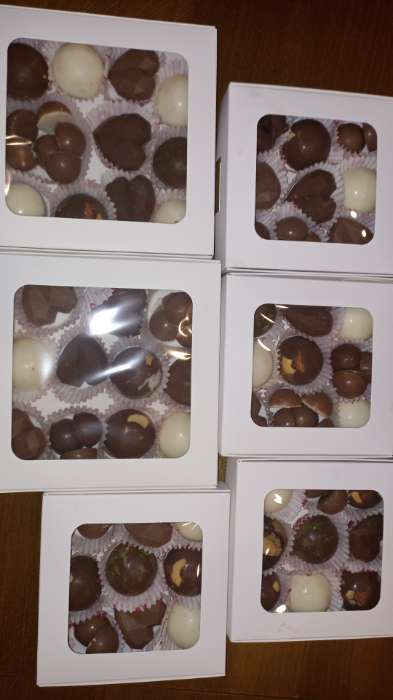 Фотография покупателя товара Коробка самосборная, белая, с окном, 16×16×3 см - Фото 2