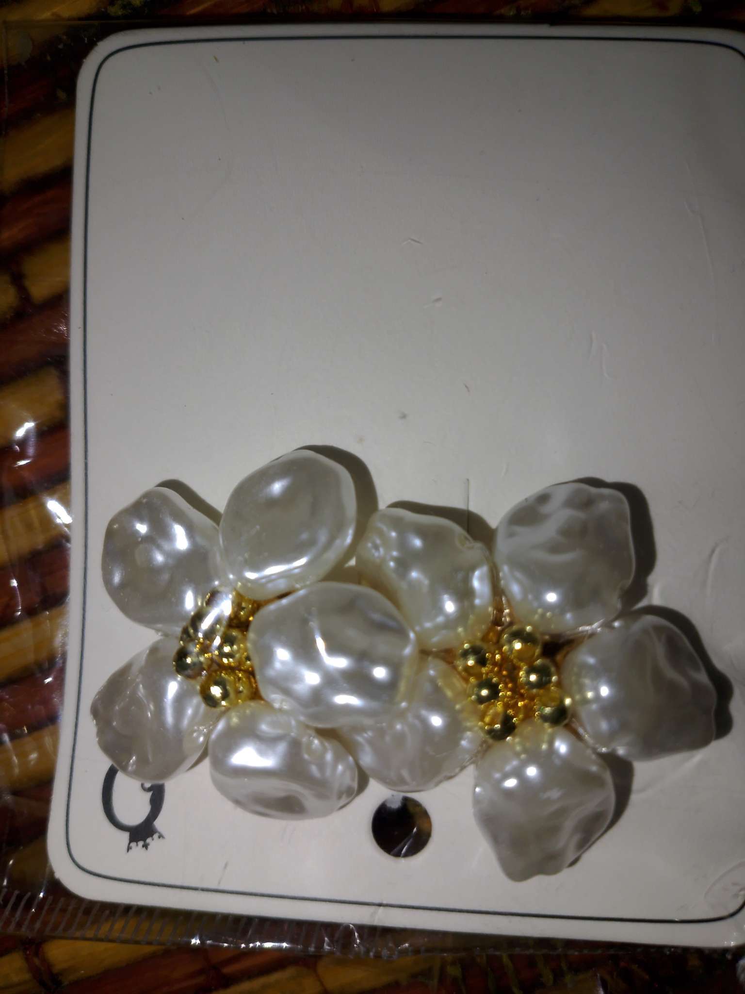 Фотография покупателя товара Серьги с жемчугом «Эксклюзив», цветок, цвет серебро - Фото 1