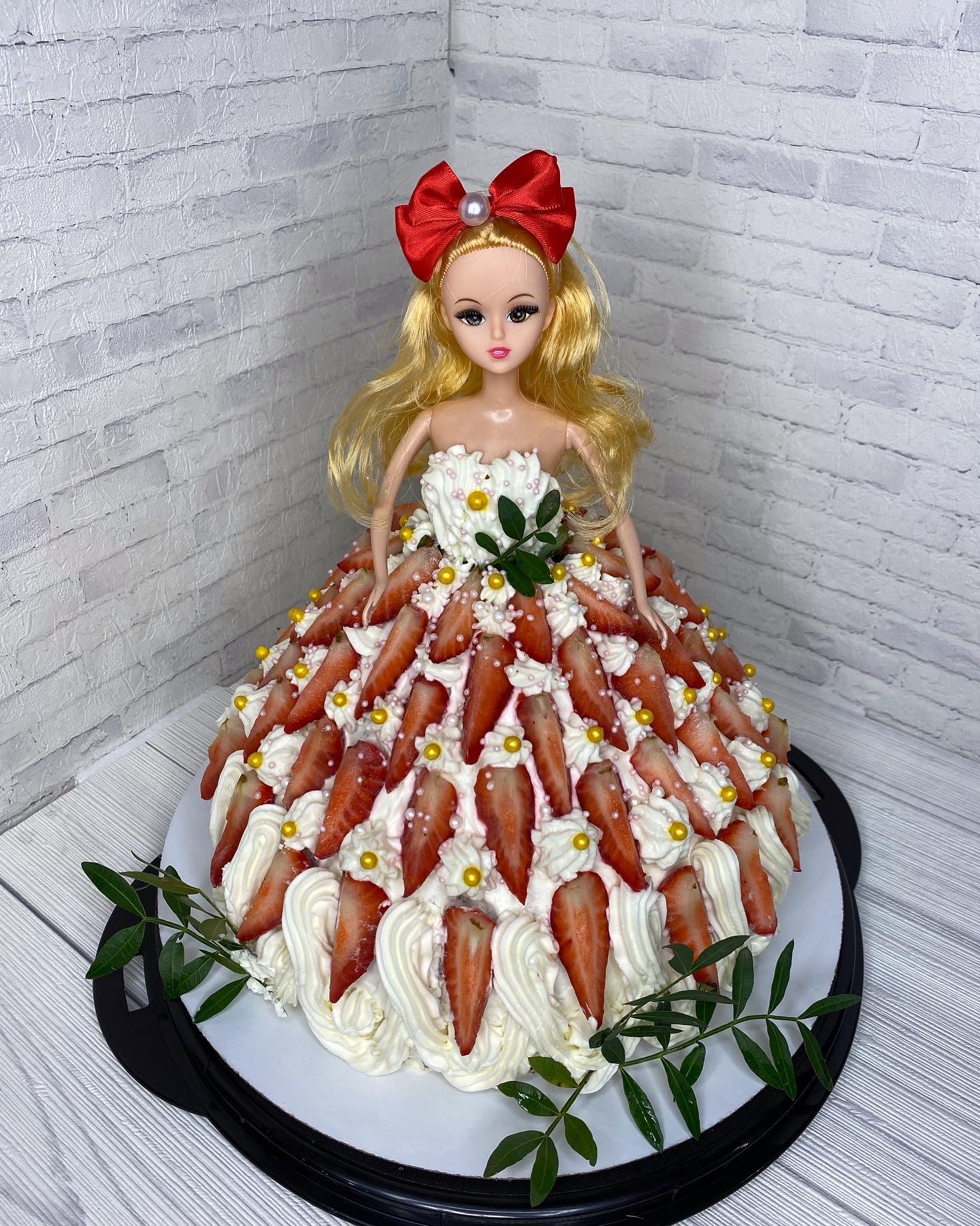 Фотография покупателя товара Кукла для торта «Сандра», 18×7×4,5 см, МИКС