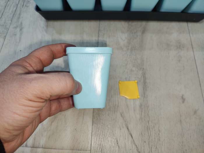 Фотография покупателя товара Набор для рассады: стаканы по 600 мл (8 шт.), поддон 36×18 см, цвет МИКС, Greengo - Фото 3