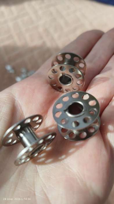 Фотография покупателя товара Набор шпулек в пластиковой коробке, d=20 мм, 25 шт., металл - Фото 2