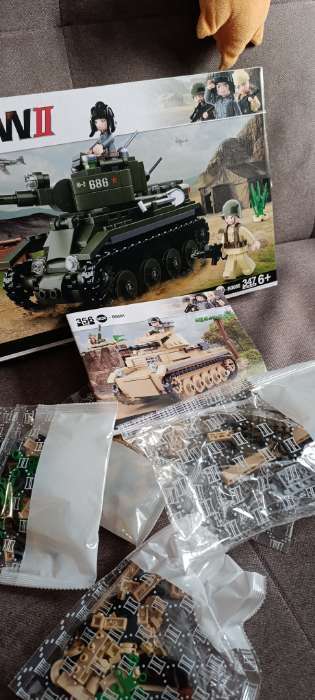 Фотография покупателя товара УЦЕНКА Конструктор Армия Sluban «Боевой танк», 347 деталей - Фото 6